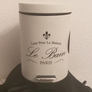 Small Step Trash Bin_ 3 Liter Capacity